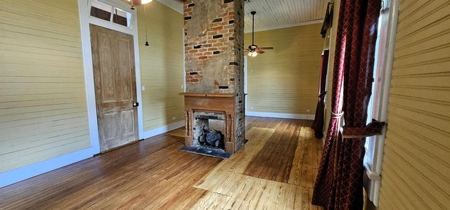 516 Iberville St, Donaldsonville, LA 70346