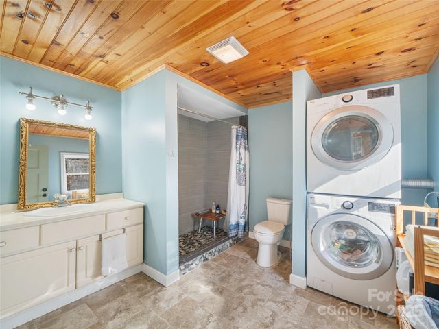 23 Katies Road 145.95 acres, Marshall, NC 28753