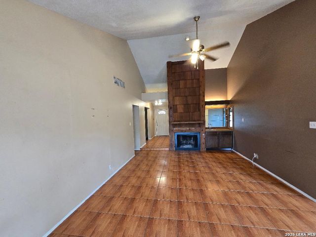 9006 TIMBER PARK ST, San Antonio, TX 78250