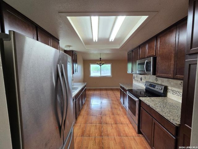 9006 TIMBER PARK ST, San Antonio, TX 78250