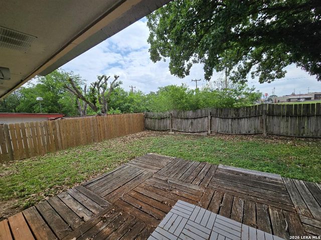 9006 TIMBER PARK ST, San Antonio, TX 78250