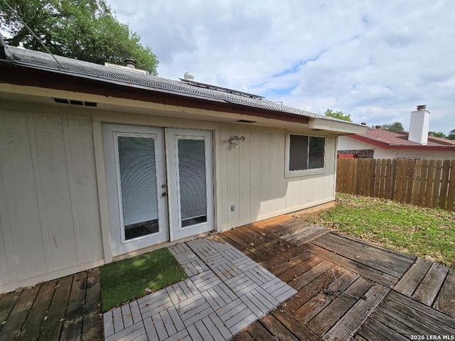 9006 TIMBER PARK ST, San Antonio, TX 78250