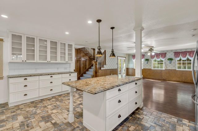 8620 La Paenda Way, Orangevale, CA 95662