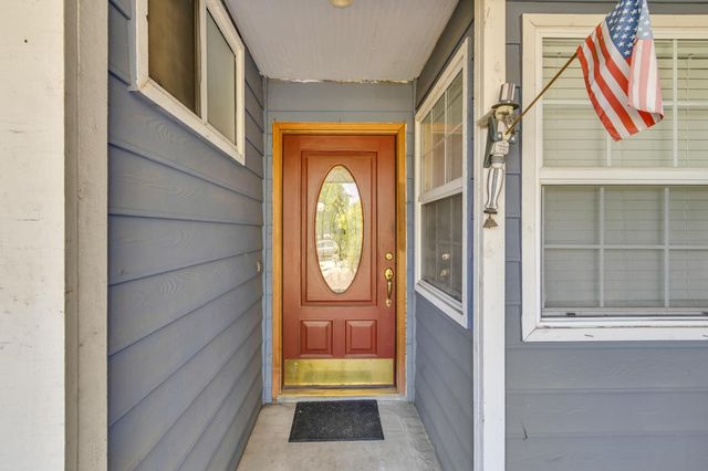 8620 La Paenda Way, Orangevale, CA 95662