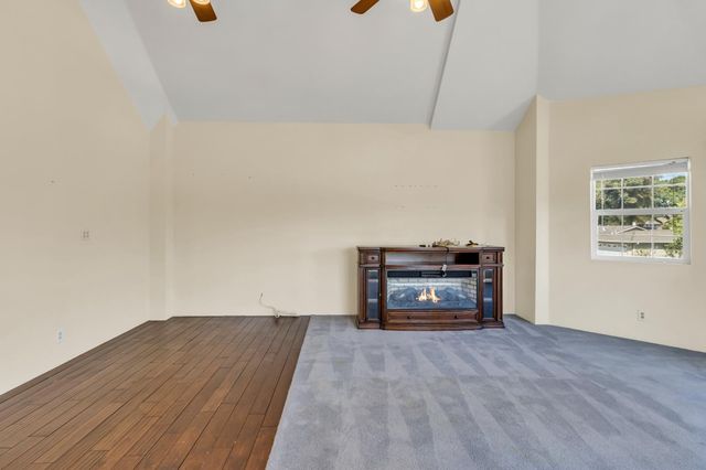 8620 La Paenda Way, Orangevale, CA 95662