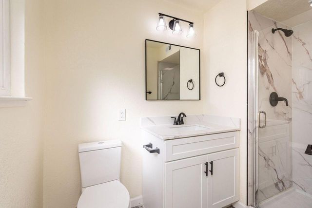 204 Edan Ave, Stockton, CA 95207