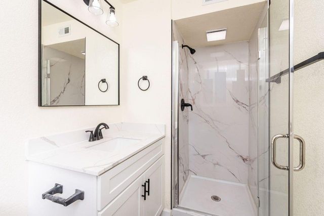 204 Edan Ave, Stockton, CA 95207