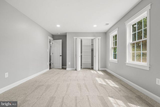 1371 N ROYAL AVE, Front Royal, VA 22630