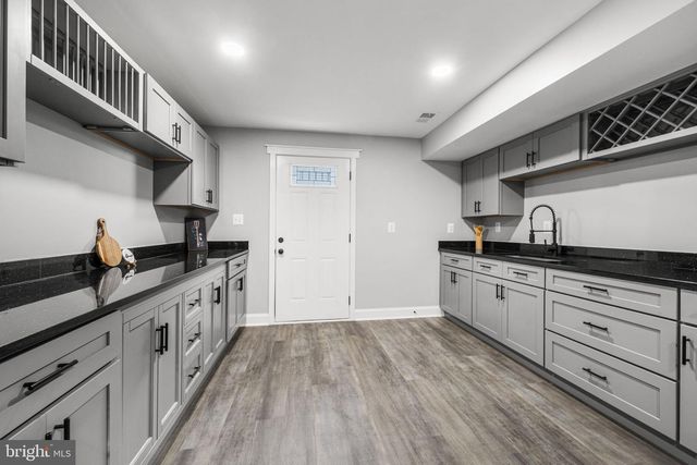 1371 N ROYAL AVE, Front Royal, VA 22630