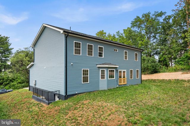 1371 N ROYAL AVE, Front Royal, VA 22630