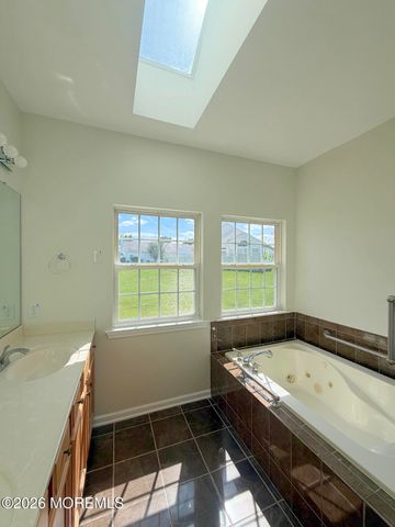 6 Firenze Court, Manchester, NJ 08759