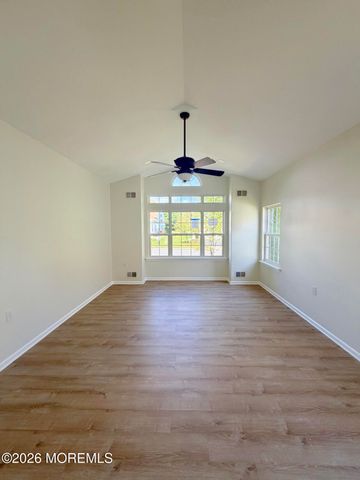 6 Firenze Court, Manchester, NJ 08759