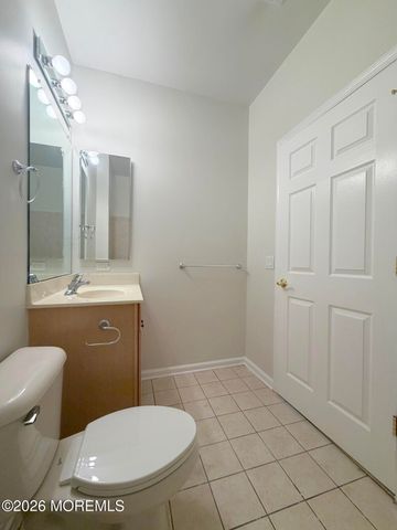 6 Firenze Court, Manchester, NJ 08759