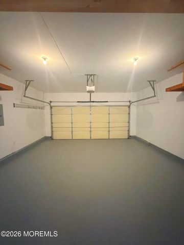 6 Firenze Court, Manchester, NJ 08759