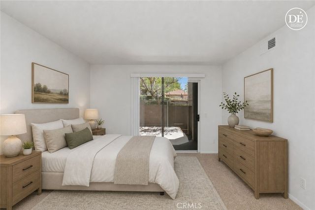 200 E Alessandro 34, Riverside, CA 92508