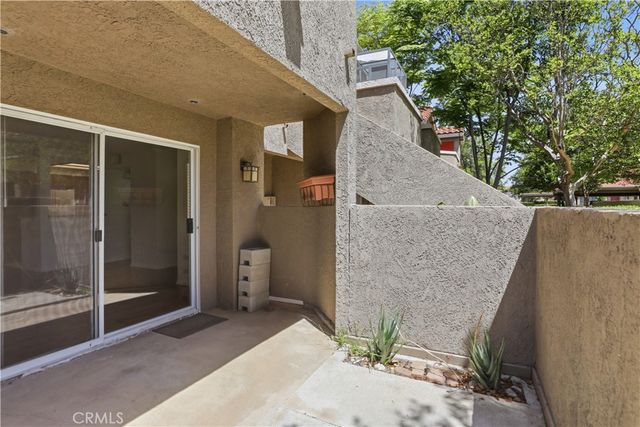 200 E Alessandro 34, Riverside, CA 92508