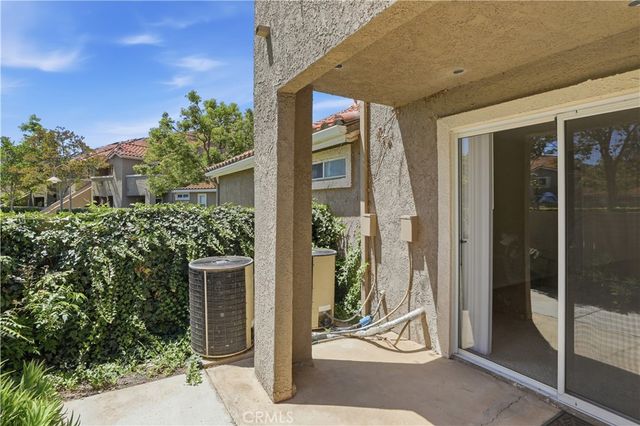 200 E Alessandro 34, Riverside, CA 92508