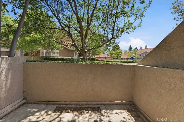 200 E Alessandro 34, Riverside, CA 92508