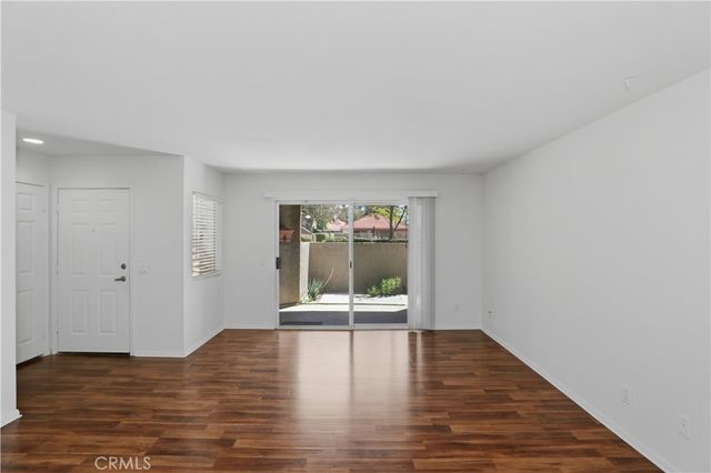 200 E Alessandro 34, Riverside, CA 92508