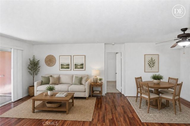 200 E Alessandro 34, Riverside, CA 92508