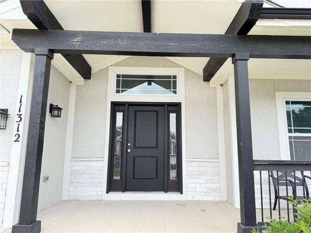 11312 Yecker Avenue, Kansas City, KS 66109