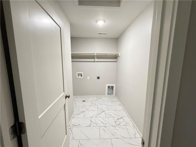 11312 Yecker Avenue, Kansas City, KS 66109