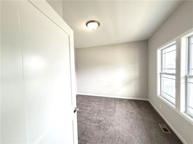 11312 Yecker Avenue, Kansas City, KS 66109