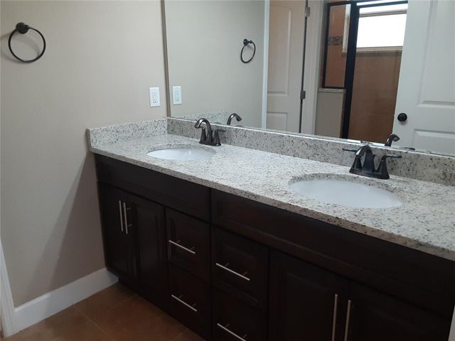 33848 EMERALD POND LOOP, Leesburg, FL 34788