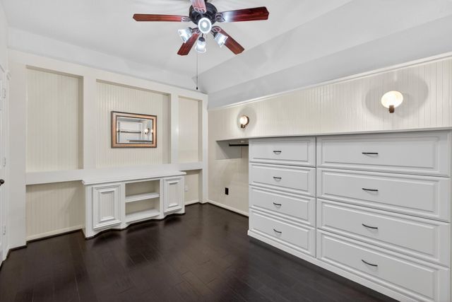 11 Sheephorn Court, Magnolia, TX 77354