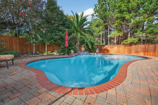 11 Sheephorn Court, Magnolia, TX 77354