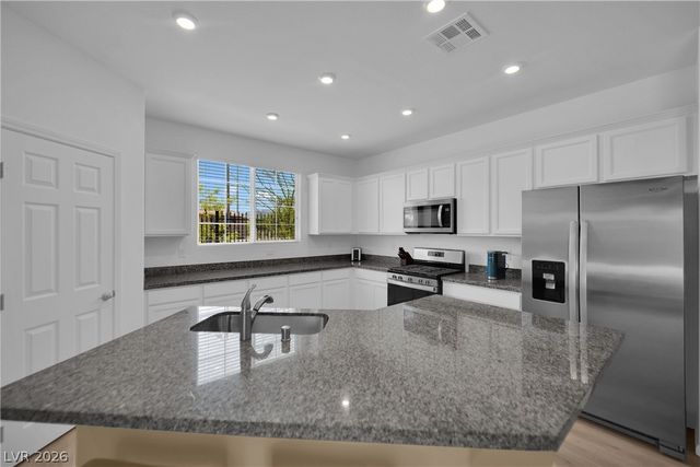 10691 Sariah Skye Avenue, Las Vegas, NV 89166
