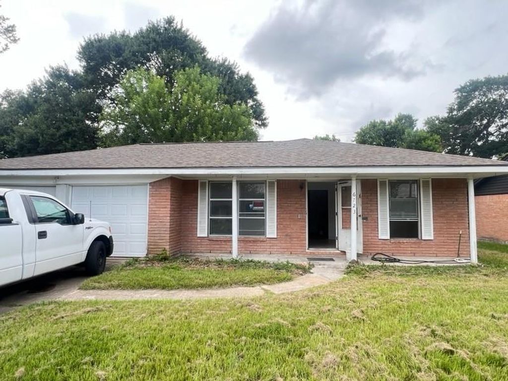 6723 Ridgeway Drive Drive, Houston, TX 77087