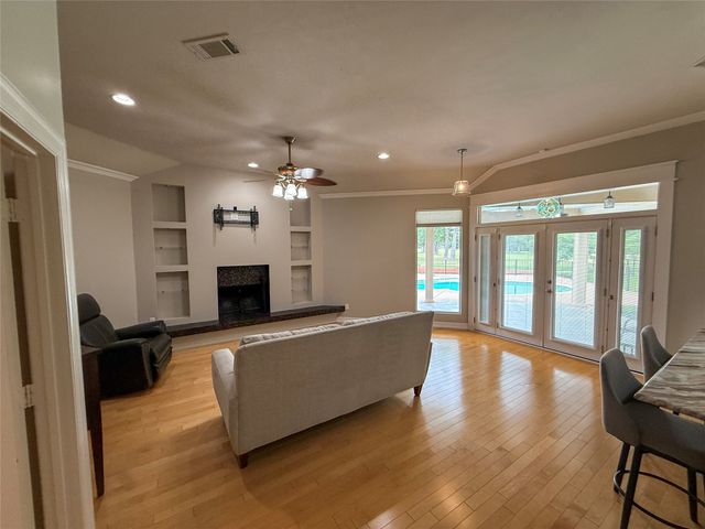 5 Woodlawn Way, Star Harbor, TX 75148