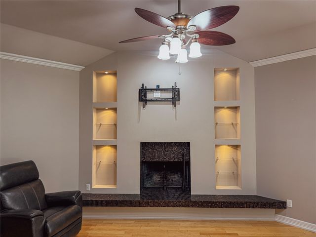 5 Woodlawn Way, Star Harbor, TX 75148