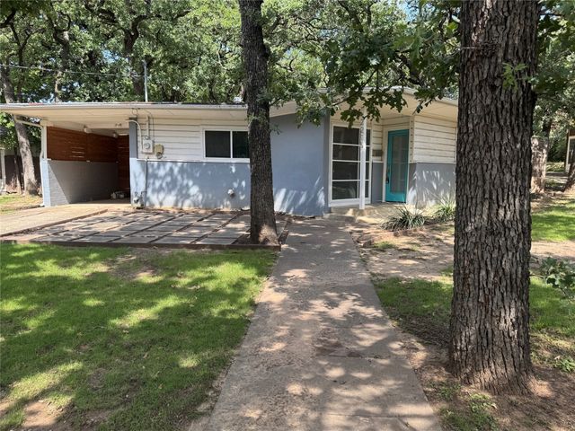2215 Provine Street, Fort Worth, TX 76103