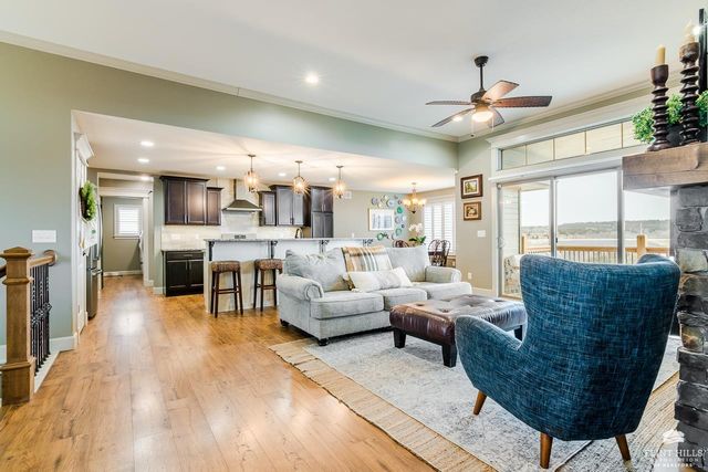 412 Ledgestone Ridge Court, Manhattan, KS 66503