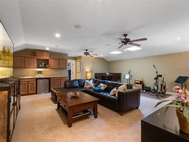 2750 LEE SHORE LOOP, Orlando, FL 32820