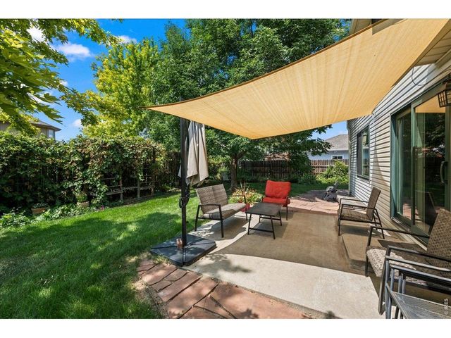 2431 Maplewood Cir E, Longmont, CO 80503