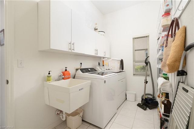 4916 SW 11th PL, Cape Coral, FL 33914