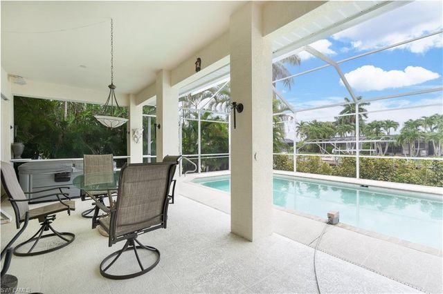 4916 SW 11th PL, Cape Coral, FL 33914