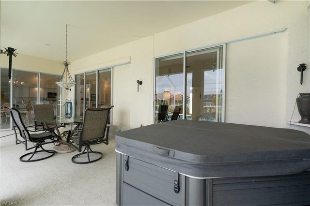 4916 SW 11th PL, Cape Coral, FL 33914