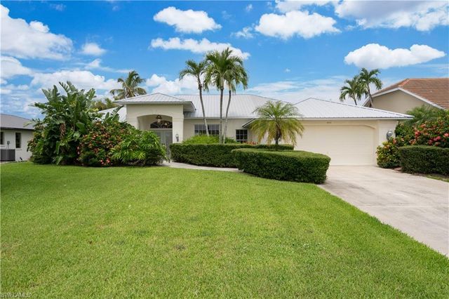 4916 SW 11th PL, Cape Coral, FL 33914