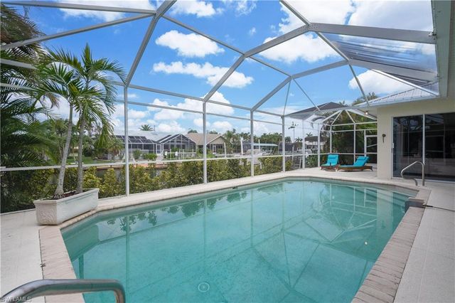 4916 SW 11th PL, Cape Coral, FL 33914