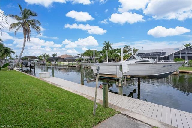 4916 SW 11th PL, Cape Coral, FL 33914