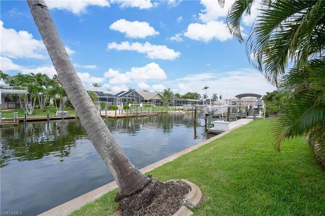4916 SW 11th PL, Cape Coral, FL 33914