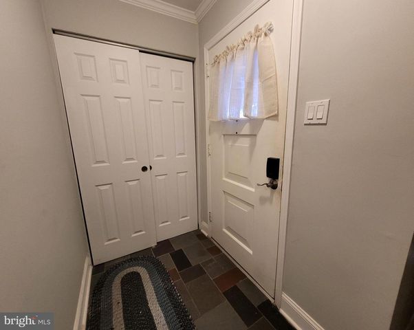 302 IRIS RD, Cherry Hill, NJ 08003