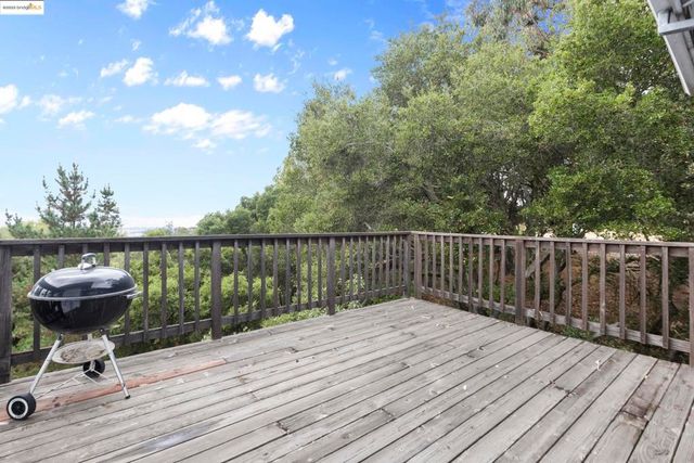 2745 Butters Drive, Oakland, CA 94602