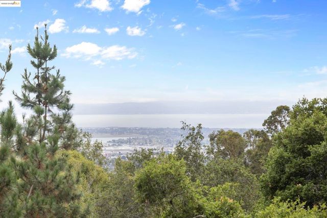 2745 Butters Drive, Oakland, CA 94602