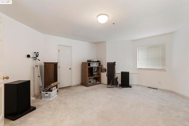 2745 Butters Drive, Oakland, CA 94602