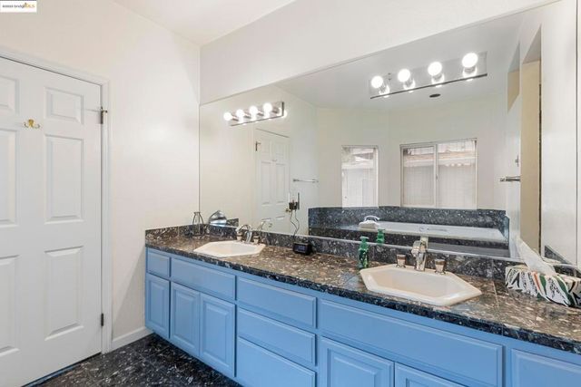 2745 Butters Drive, Oakland, CA 94602